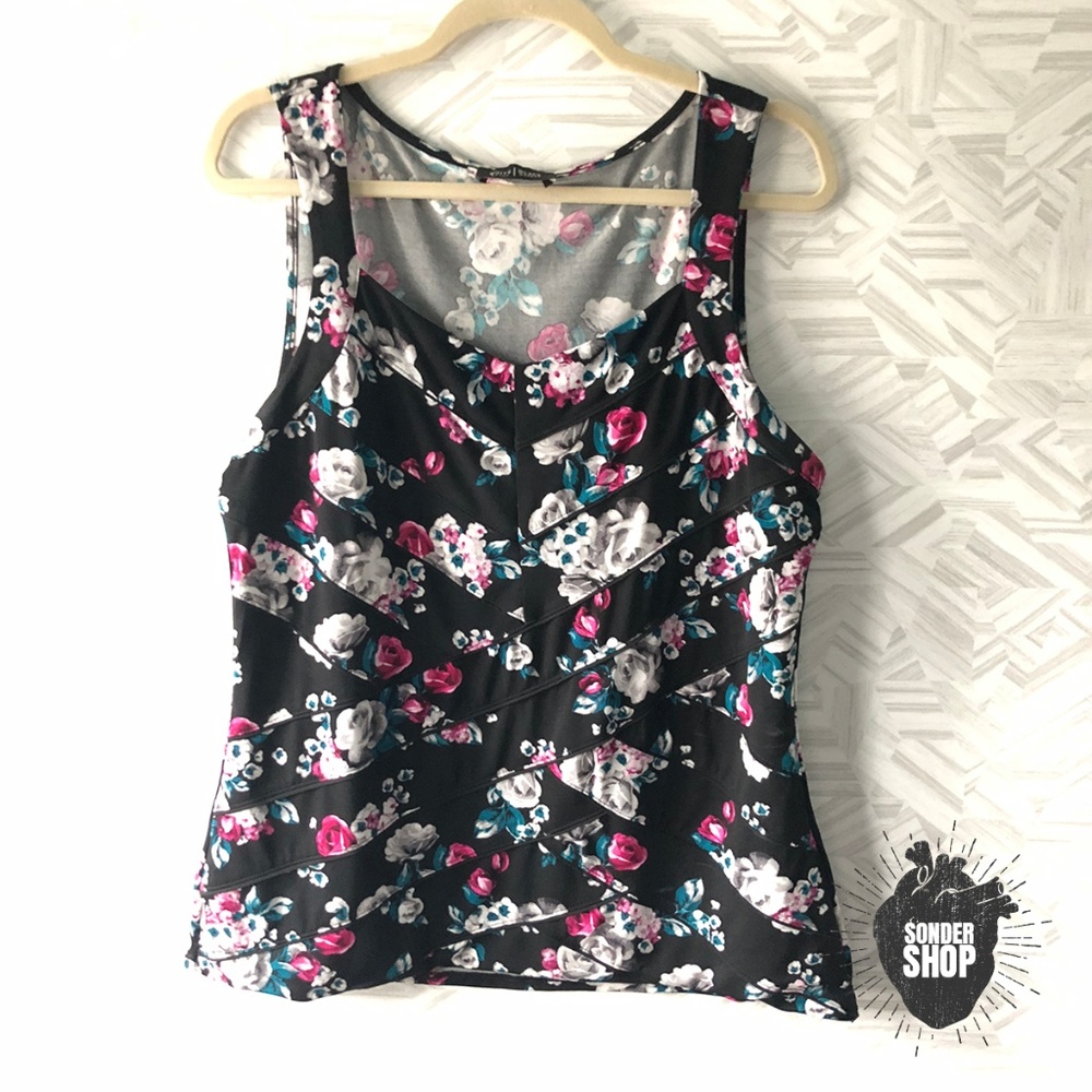 WHBM Sleeveless Floral Tiered Shell Top